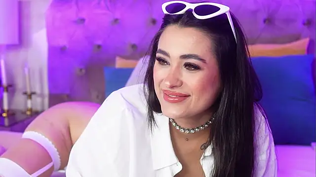 Pretty Lia  online show from 11/07/25, 07:47