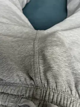 Snapshot of Frankieyyy1 chatting on 02/15/26, 03:42 Frankieyyy1 online show from 02/15/26, 03:42