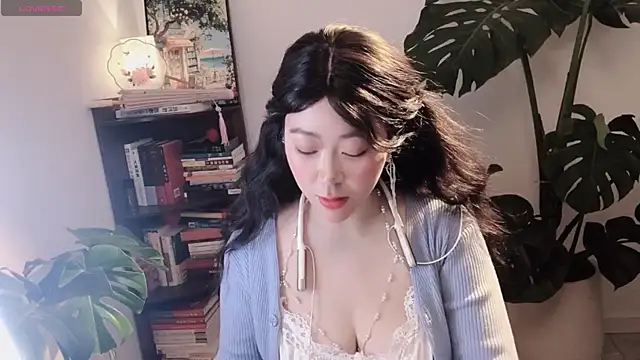 Emmaq996 online show from 02/06/26, 02:05