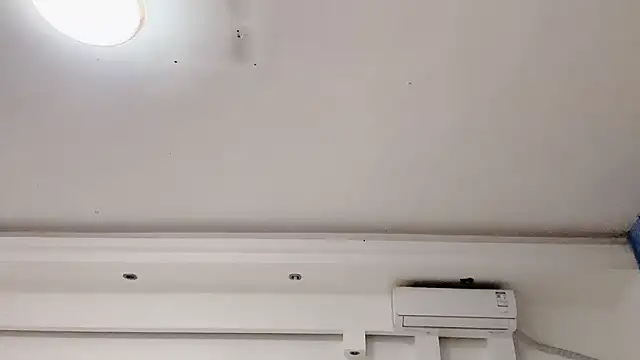 xiaojie2563 online show from 09/12/25, 01:44