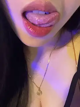 Mon monbaby online show from 11/05/25, 06:19