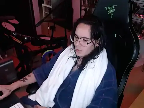 Snapshot of dorrey21 chatting on 12/20/25, 09:11 dorrey21 online show from 12/20/25, 09:11