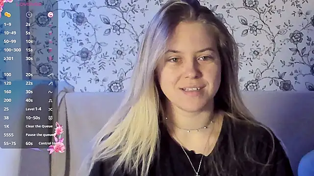 AngelAnty online show from 12/18/25, 02:01