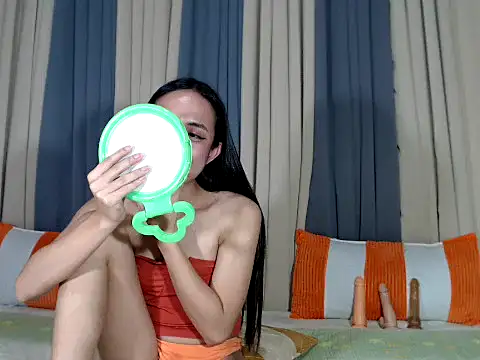 Jadehotcum online show from 10/19/25, 12:22