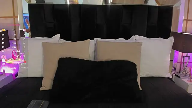 GretaVelvet online show from 10/27/25, 06:45