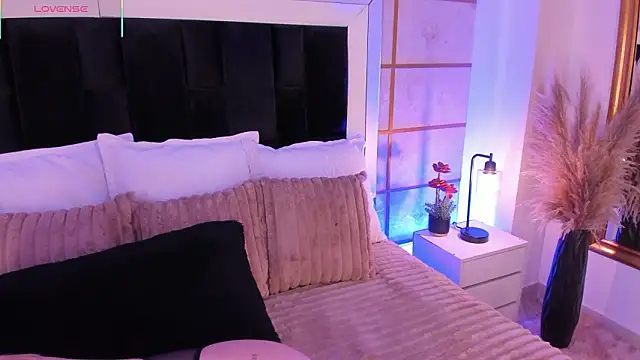 GretaVelvet online show from 01/16/26, 07:40