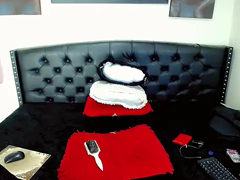 Sasha - online show from 10/04/25, 04:21