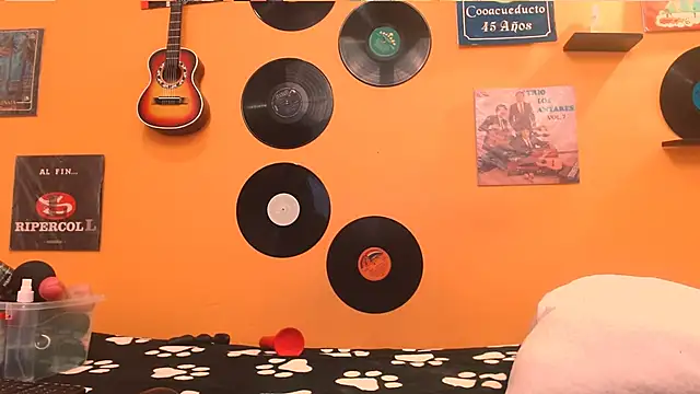 meisevil77 online show from 11/25/25, 01:49