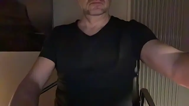 Snapshot of german9inch chatting on 02/21/25, 09:54 german9inch online show from 02/21/25, 09:54