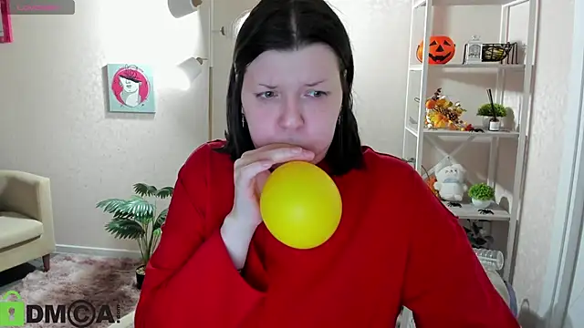 Michele Greenn online show from 12/02/25, 01:00