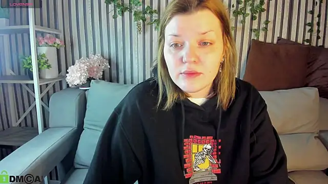 Michele Greenn online show from 02/14/26, 01:02