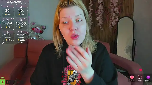 Michele Greenn online show from 04/05/26, 01:03