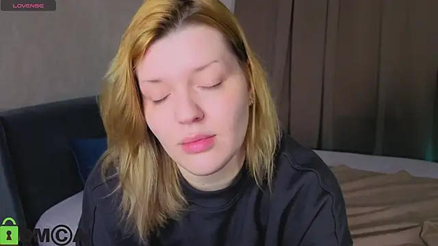 Michele Greenn online show from 04/15/26, 01:12