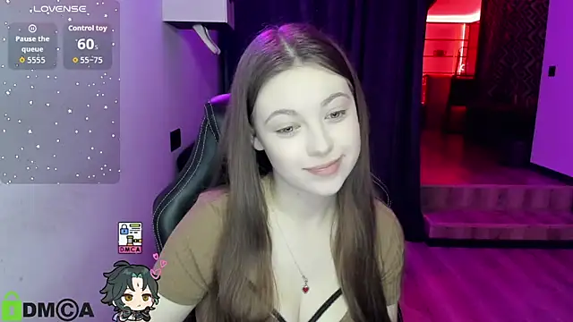 Snapshot of AmourLily chatting on 09/13/25, 06:24 AmourLily online show from 09/13/25, 06:24