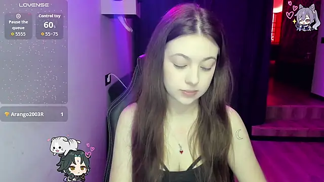 Snapshot of AmourLily chatting on 10/09/25, 06:55 AmourLily online show from 10/09/25, 06:55