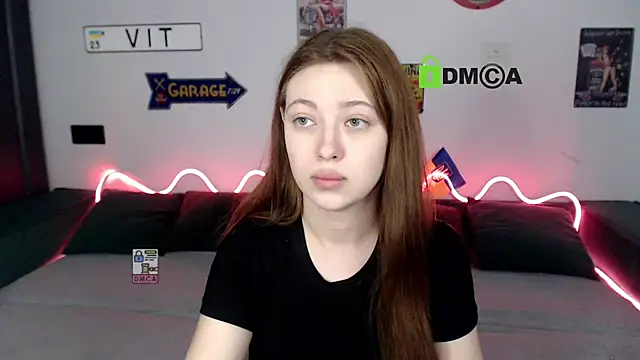 Snapshot of AmourLily chatting on 06/25/26, 07:24 AmourLily online show from 06/25/26, 07:24