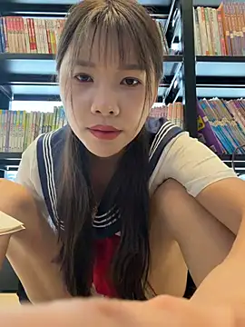 Snapshot of Adora188 chatting on 07/10/26, 06:50 Adora188 online show from 07/10/26, 06:50