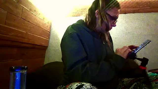 SparklesB1tch online show from 10/23/25, 06:23