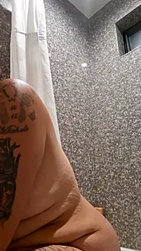 SparklesB1tch online show from 11/13/25, 05:50