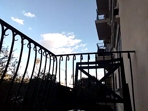 SparklesB1tch online show from 11/22/25, 11:26