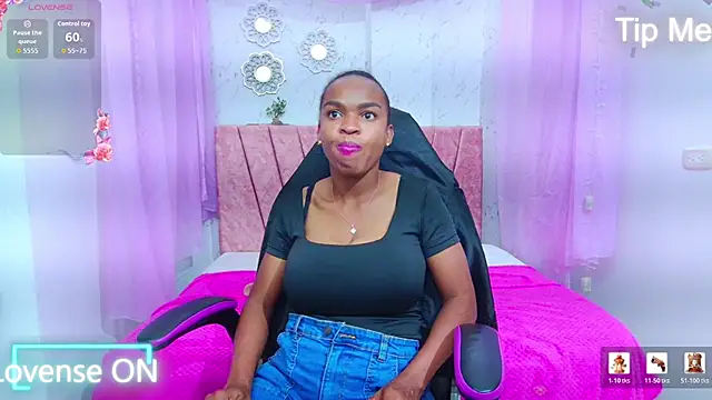 mia  thomson  online show from 04/06/26, 02:42