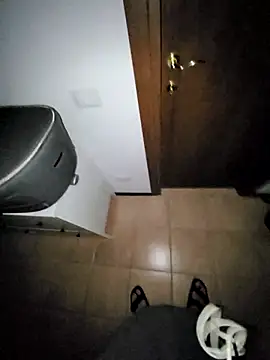 giova17cm online show from 04/23/26, 08:00