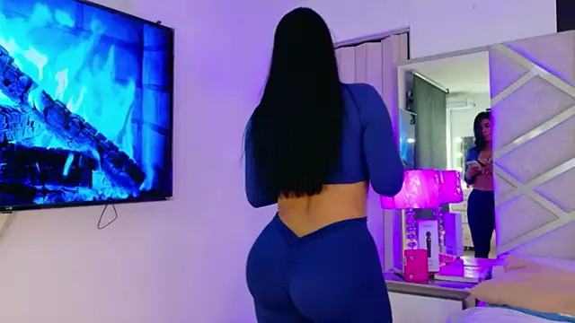 RoseMariee  online show from 07/28/26, 04:41