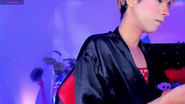 Snapshot of Cooperrosscute233 chatting on 01/14/26, 08:03 Cooperrosscute233 online show from 01/14/26, 08:03