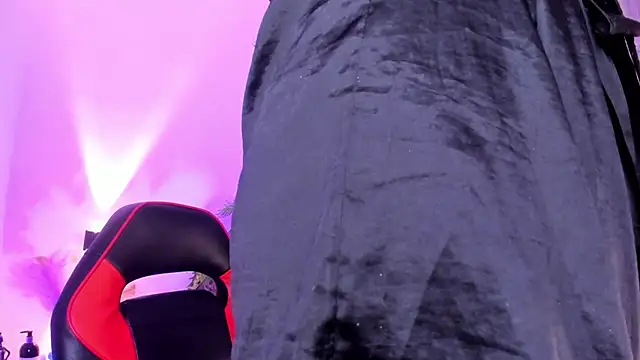 Snapshot of Cooperrosscute233 chatting on 02/23/26, 10:18 Cooperrosscute233 online show from 02/23/26, 10:18