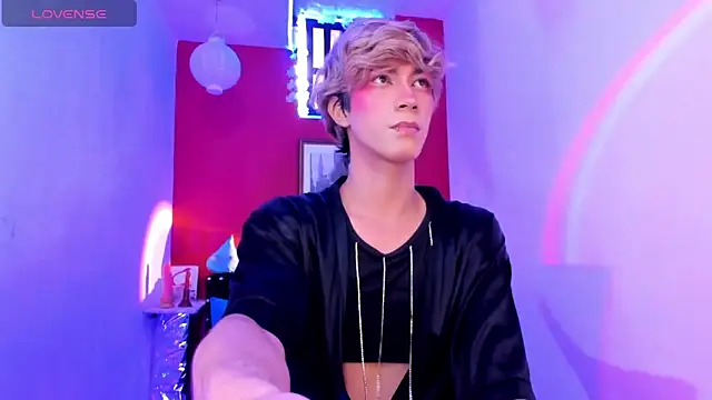 Cooperrosscute233 online show from 04/22/26, 09:49