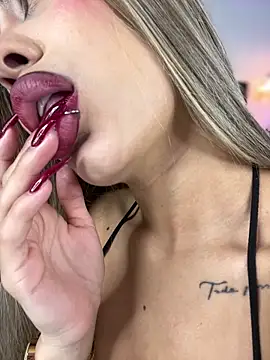 MystiqueXXX online show from 10/18/25, 01:56