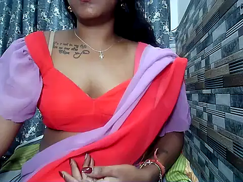 HOT AARVI11 online show from 10/20/25, 09:26