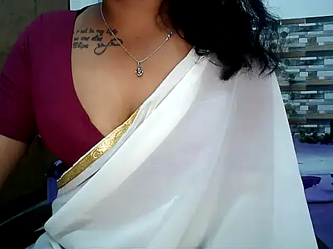 HOT AARVI11 online show from 12/17/25, 04:35