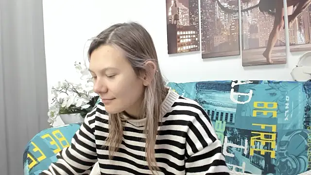 Sunny Sammy online show from 09/28/25, 01:11