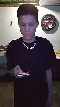 elinnki online show from 04/22/26, 07:15