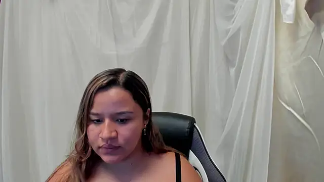 ElaBourn  online show from 04/09/26, 04:23