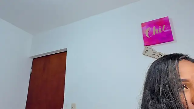 Brandy brown  online show from 01/10/26, 11:53