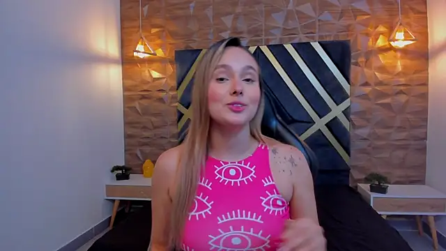 Emmaa white  online show from 11/14/25, 05:11