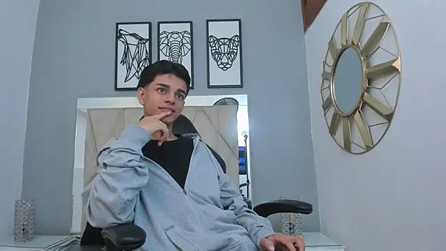 Snapshot of owen__johnson chatting on 09/11/25, 11:43 owen johnson online show from 09/11/25, 11:43