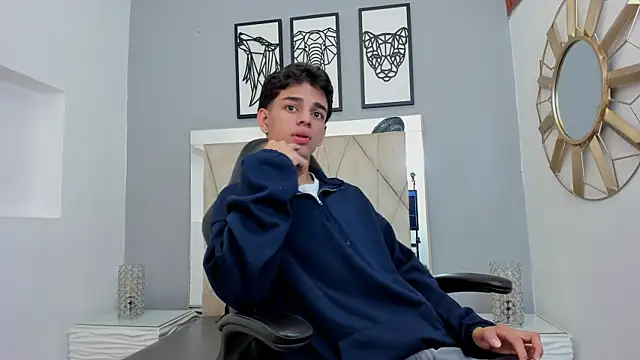 Snapshot of owen__johnson chatting on 09/14/25, 11:53 owen johnson online show from 09/14/25, 11:53