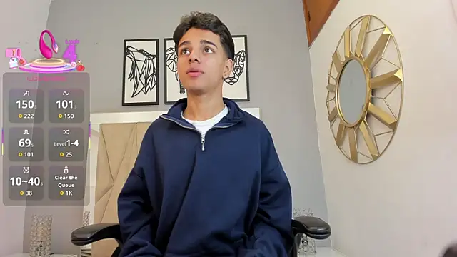 Snapshot of owen__johnson chatting on 10/23/25, 11:53 owen johnson online show from 10/23/25, 11:53