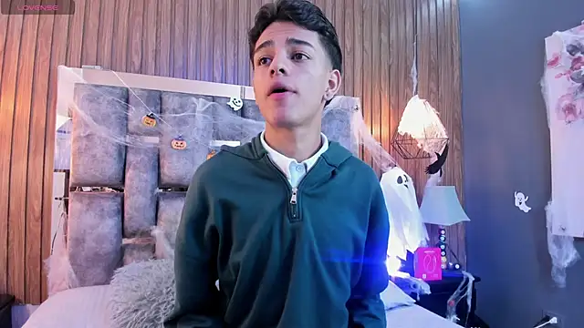 Snapshot of owen__johnson chatting on 11/01/25, 11:56 owen johnson online show from 11/01/25, 11:56