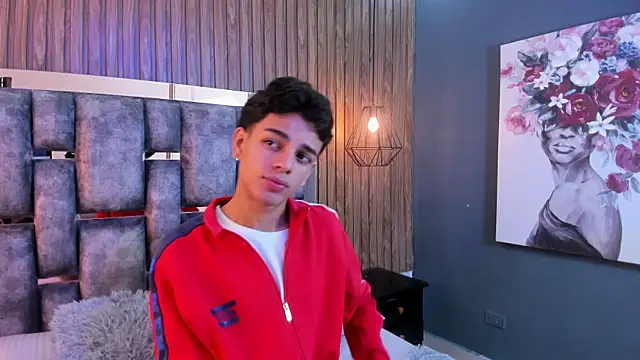 Snapshot of owen__johnson chatting on 11/07/25, 12:16 owen johnson online show from 11/07/25, 12:16