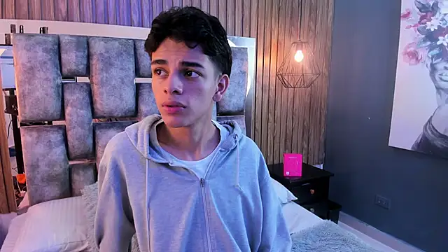 Snapshot of owen__johnson chatting on 11/08/25, 11:32 owen johnson online show from 11/08/25, 11:32