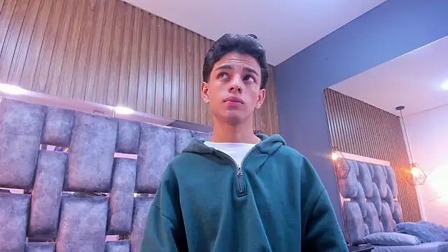 owen  johnson online show from 03/30/26, 11:44