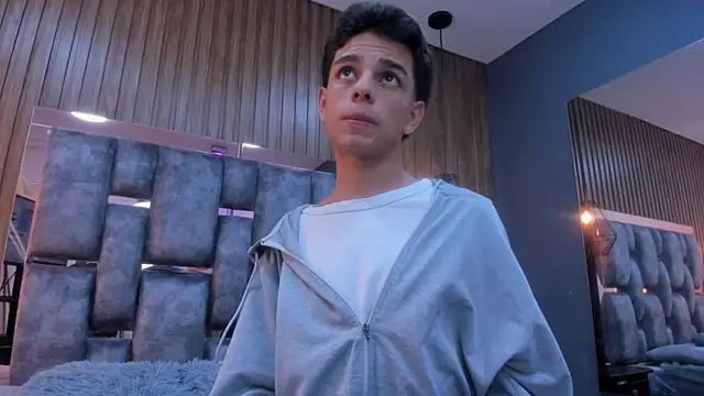 owen  johnson online show from 04/12/26, 11:26