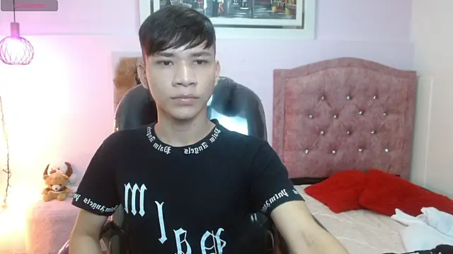 nathanclay online show from 09/25/25, 03:43