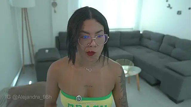 kyria 1 online show from 10/05/25, 08:18