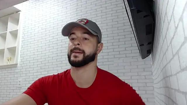 BombeiroHotx online show from 03/19/26, 09:41