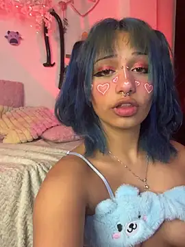 zoelight18 online show from 02/15/26, 07:51